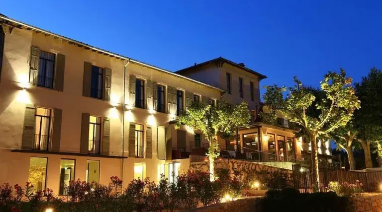 Les Lodges Sainte-Victoire Hôtel