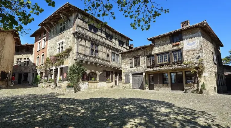 Hostellerie du Vieux Pérouges